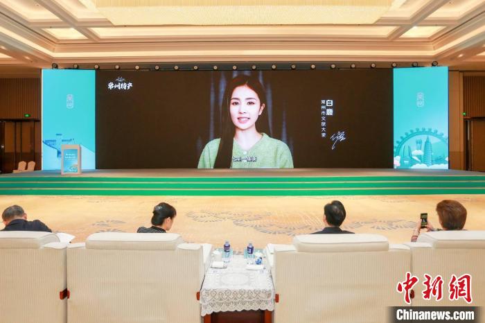 常州籍演員白鹿擔(dān)綱常州文旅大使，為家鄉(xiāng)傾情打CALL?！√凭?攝