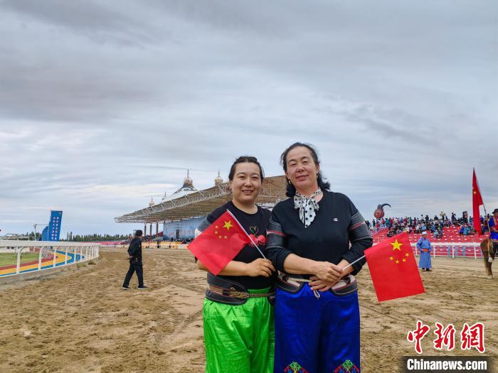 “90后”在酒泉：“摔跤吧！媽媽”