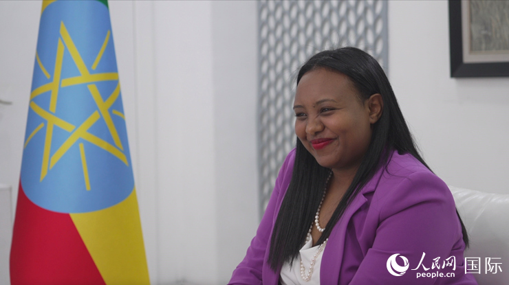 萊利斯接受人民網(wǎng)專訪。人民網(wǎng)記者 劉寧攝