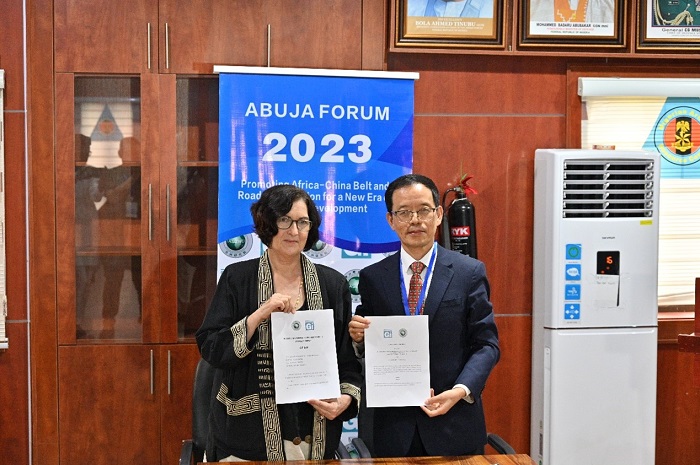 浙江師范大學(xué)非洲研究院與尼日利亞古紹研究所續(xù)簽戰(zhàn)略合作協(xié)議。浙江師范大學(xué)非洲研究院供圖