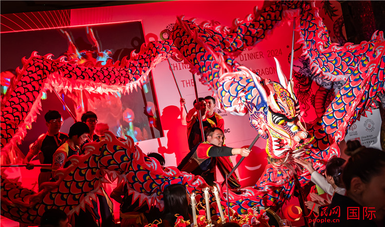 “共慶中國(guó)年 共享新機(jī)遇”破冰者新春晚宴現(xiàn)場(chǎng)盛況。人民網(wǎng) 郭錦標(biāo)攝