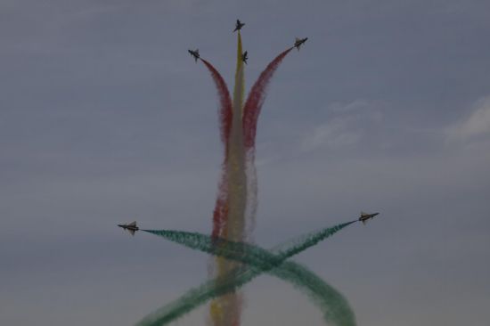 飛行表演現(xiàn)場(chǎng)。王曉東 攝