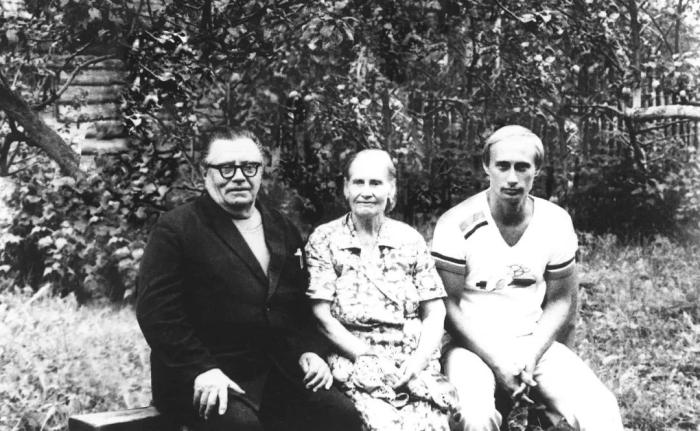 從圣彼得堡到莫斯科，普京從政大事記：下一個(gè)六年怎么走？