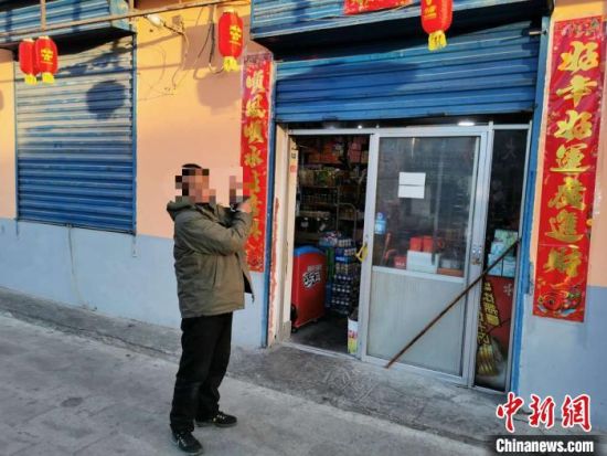 圖為犯罪嫌疑人指認(rèn)現(xiàn)場(chǎng)?！∏嗪Ｊ」矎d森林警察總隊(duì)刑偵治安支隊(duì)供圖