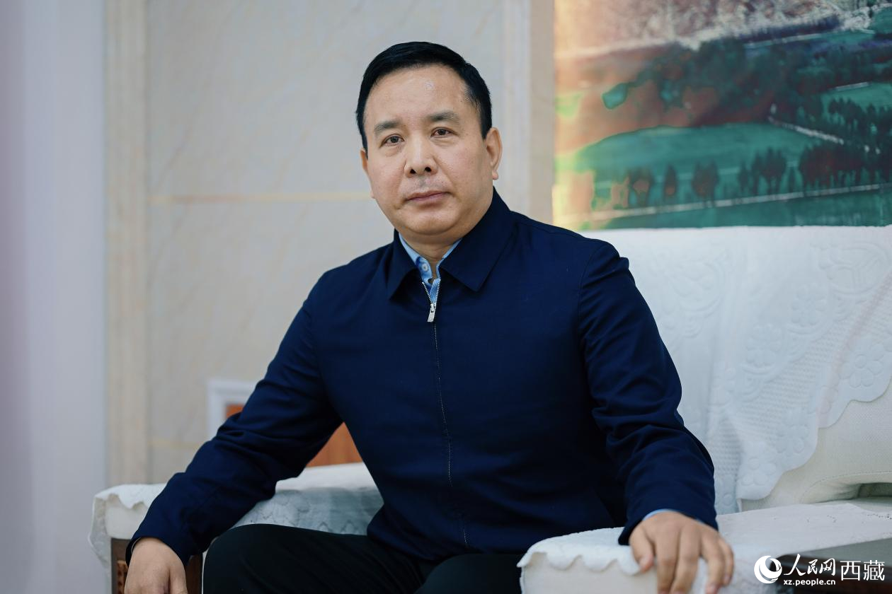 山南市委副書記、市長桑珠次仁接受人民網(wǎng)專訪。人民網(wǎng)記者 李海霞攝