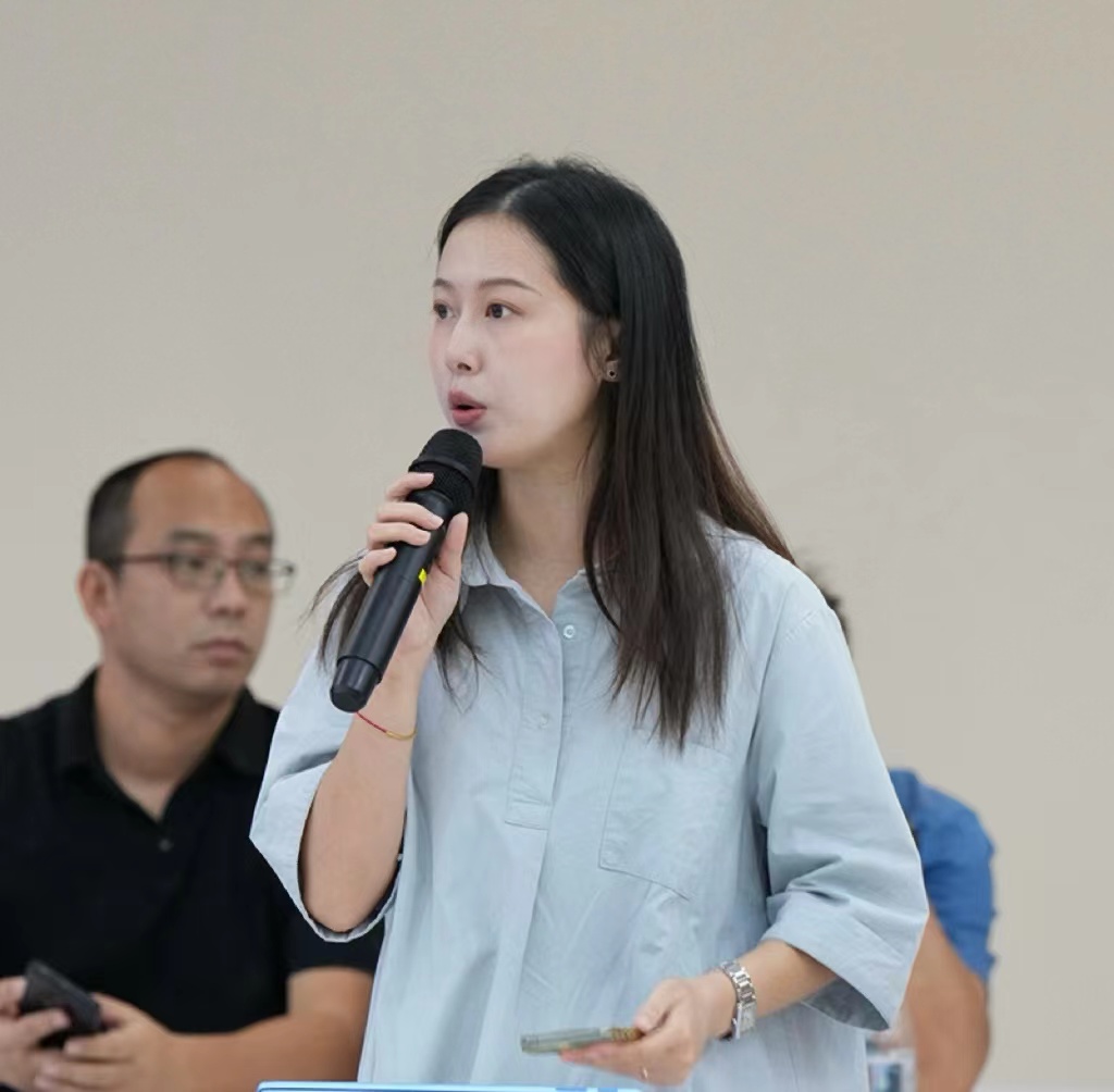 人民網(wǎng)記者提問。水利部供圖