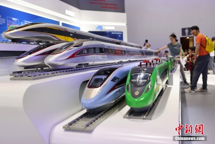 7月13日，第二十六屆北京科博會在北京國家會議中心開幕。圖為復興號系列動車組模型。<a target='_blank' href='/'><p  align=
