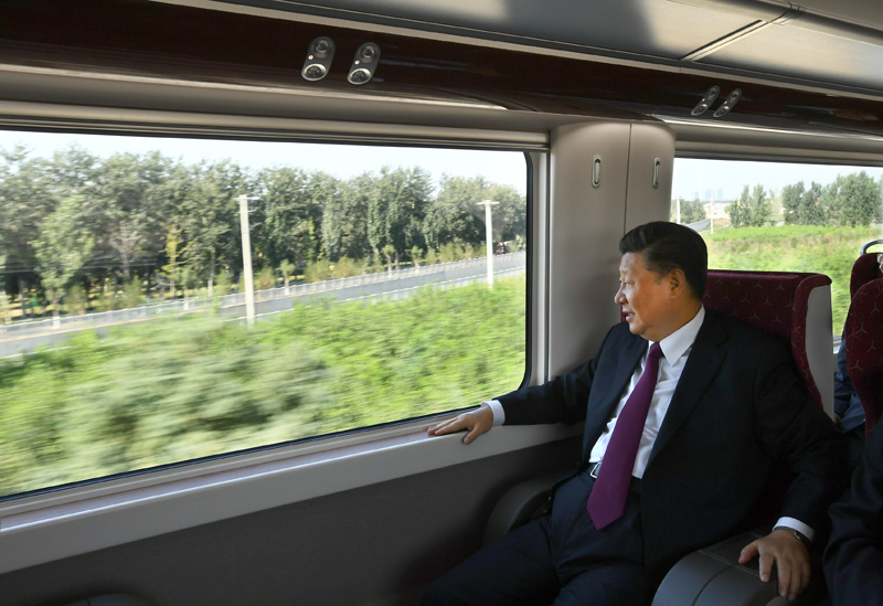 2019年9月25日，習近平總書記乘坐軌道列車前往北京大興國際機場。