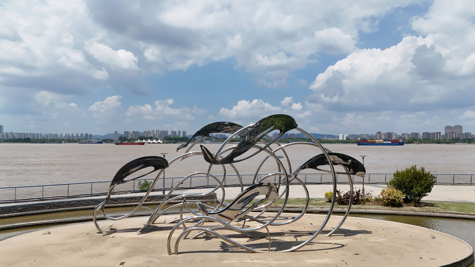 文化中國行 長江之歌丨微笑的江豚，從四千年前“游”來