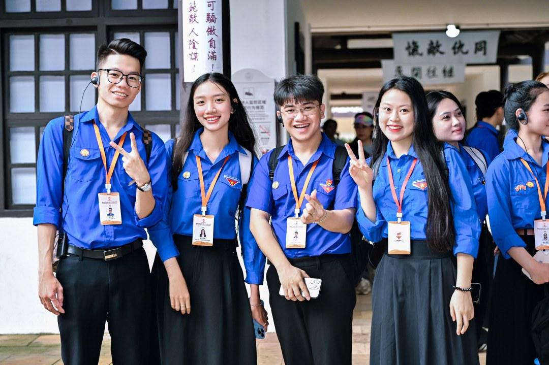 200名來自越南胡志明共青團中央的青少年代表齊聚廣州開啟“紅色研學之旅”。