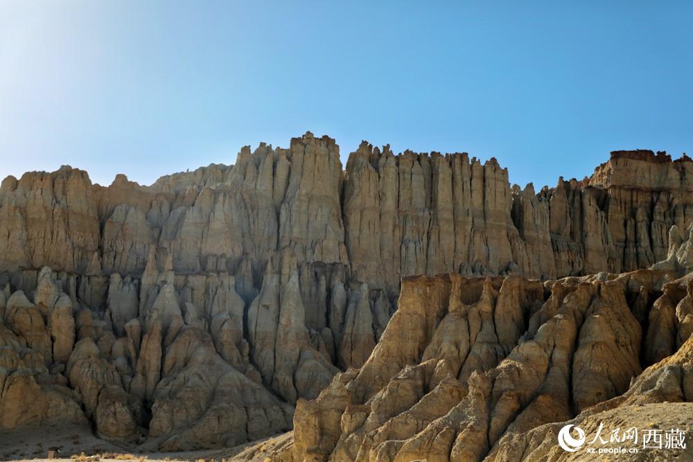札達土林。人民網 李海霞攝