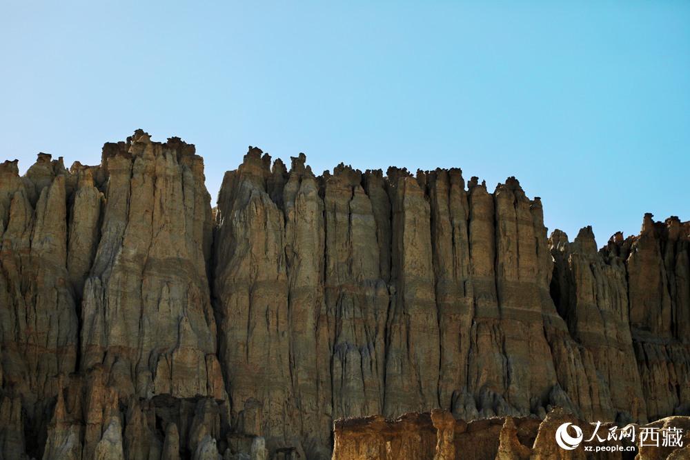 壯美的土林。人民網 李海霞攝