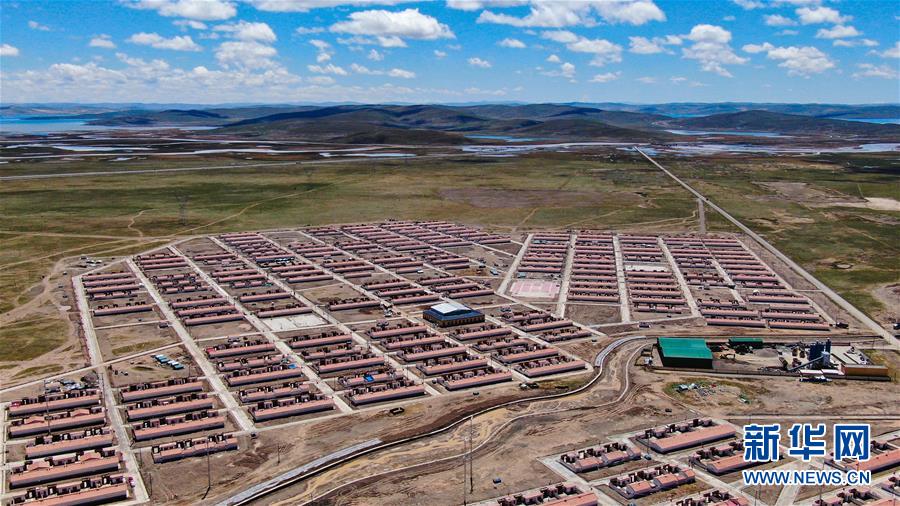 （走向我們的小康生活）（1）青?，敹啵狐S河源的幸福村