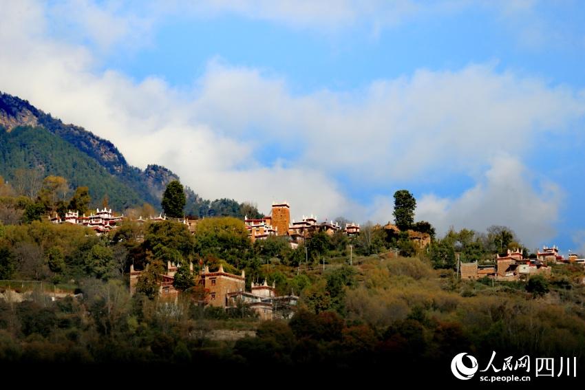 丹巴美景。李永安攝