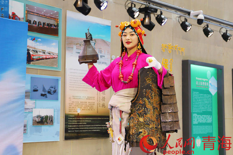 藏品展示。人民網(wǎng) 楊啟紅攝