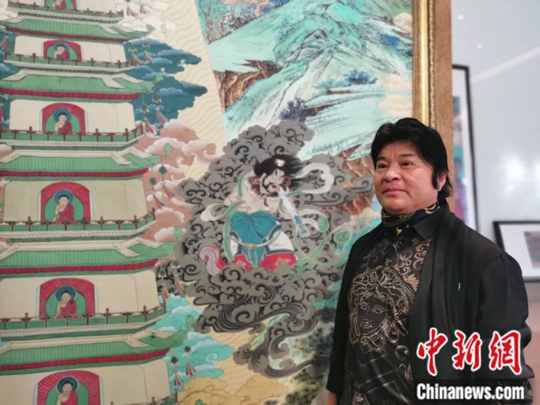 國家一級美術師劉觖。張?zhí)砀?攝