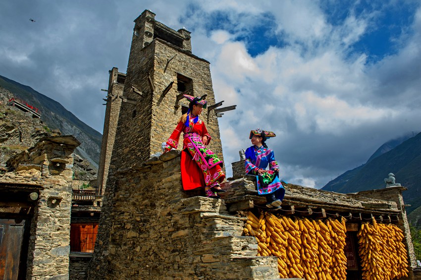 四川省阿壩州理縣桃坪村。四川省文旅廳供圖