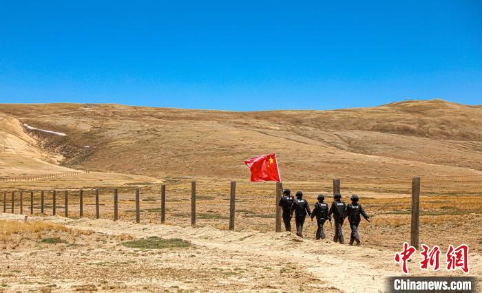 【十年@每一個(gè)奮斗的你】海拔5300米！看西藏亞熱邊境派出所的“追風(fēng)”人