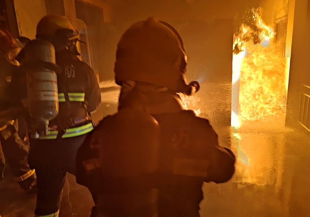 真火內(nèi)攻實(shí)操訓(xùn)練。